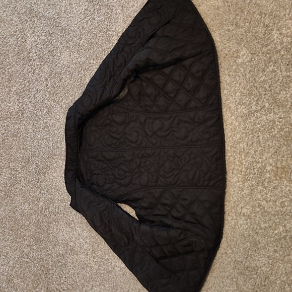 SALE!! Reversible Vibrant Green & Black Quilted Vest - Picture 9 of 12